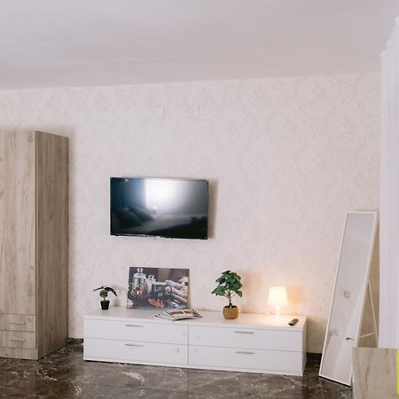 Piso Compartido Delyrent, Reja Hotel Jaen Luaran gambar