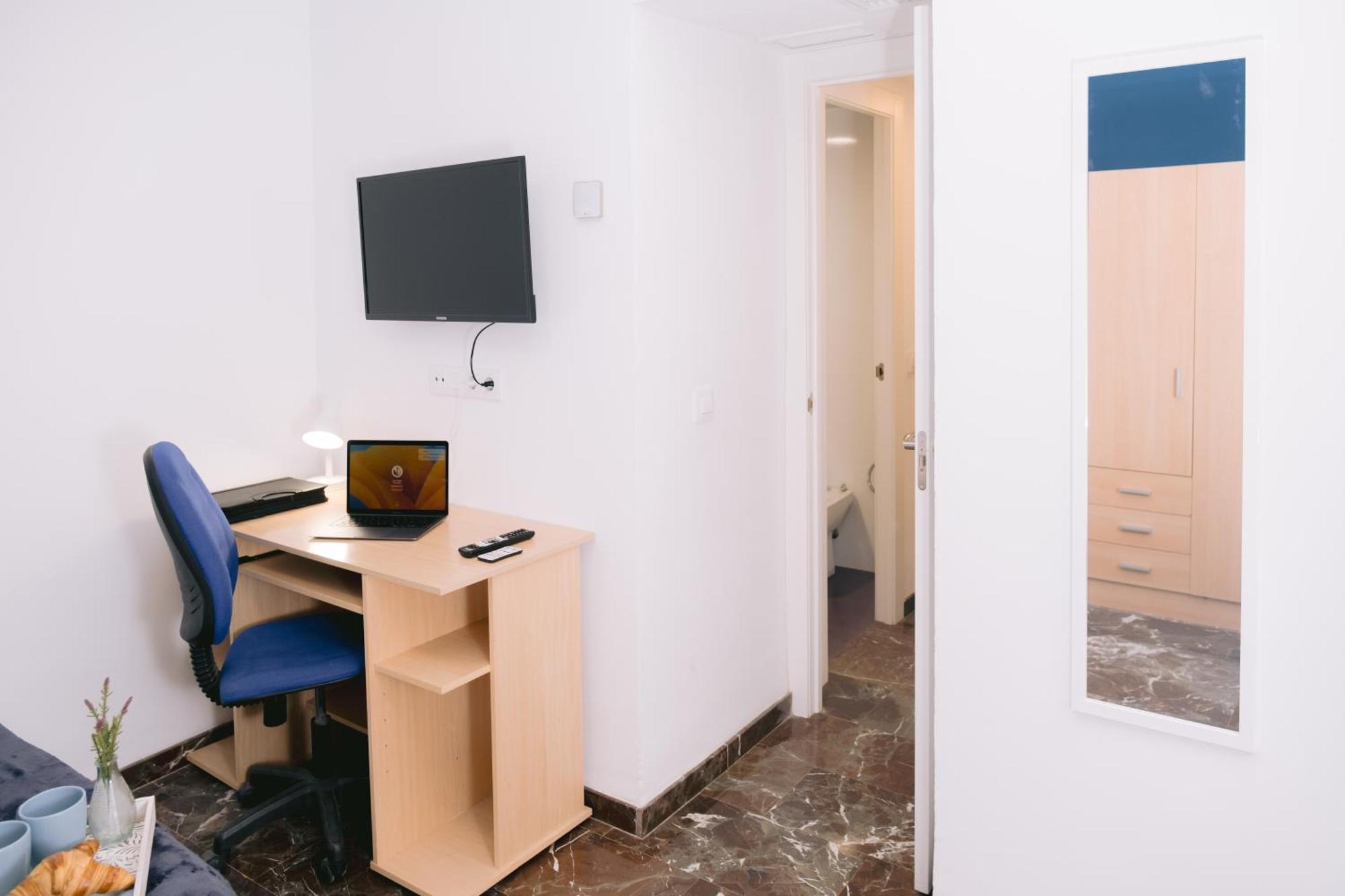 Piso Compartido Delyrent, Reja Hotel Jaen Luaran gambar