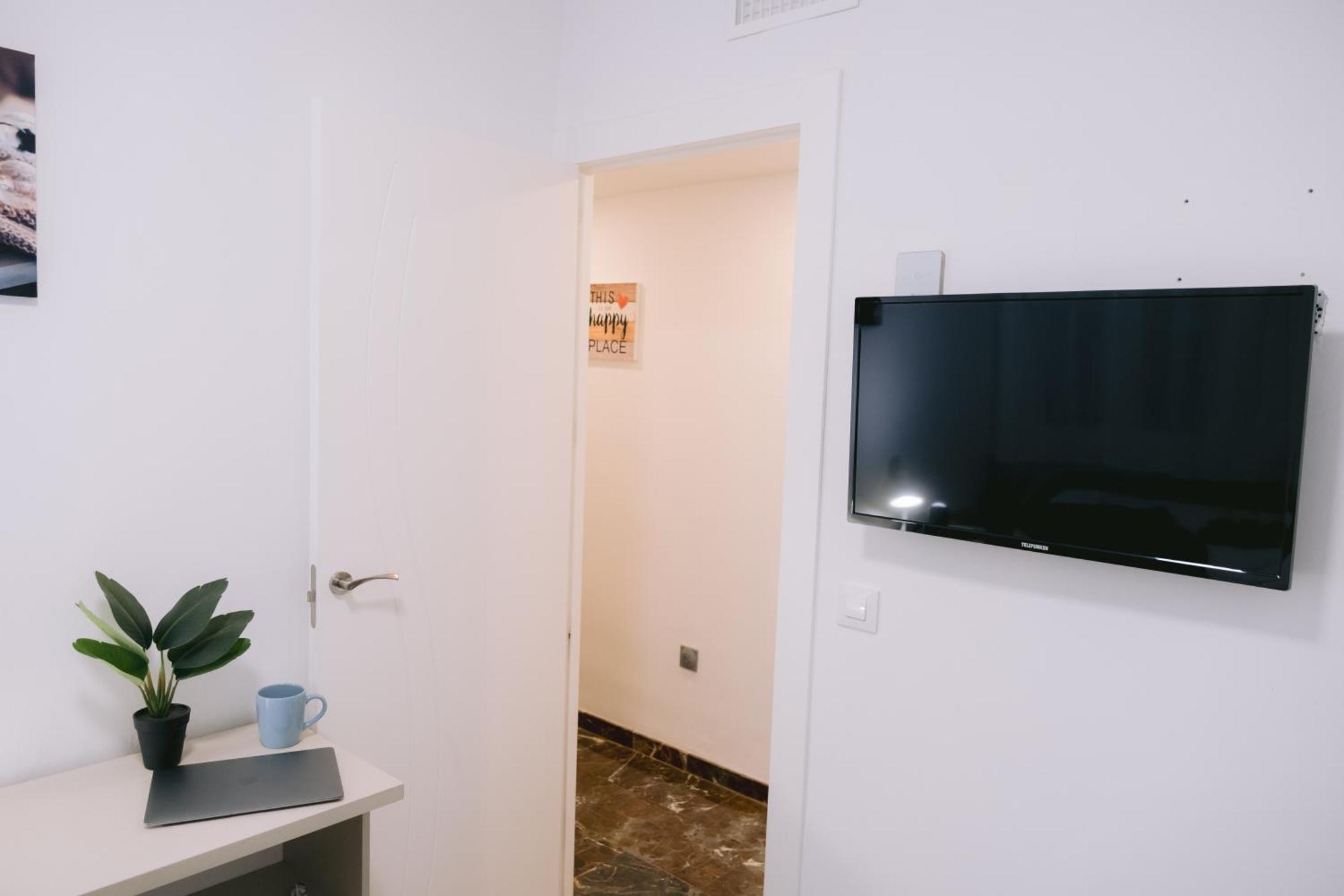 Piso Compartido Delyrent, Reja Hotel Jaen Luaran gambar