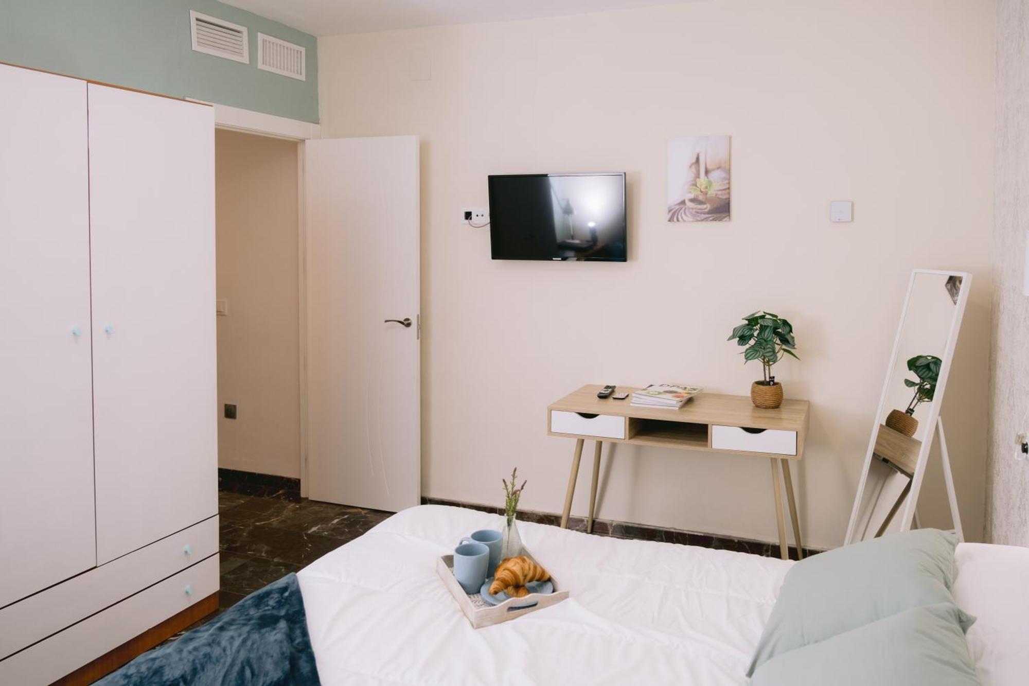 Piso Compartido Delyrent, Reja Hotel Jaen Luaran gambar