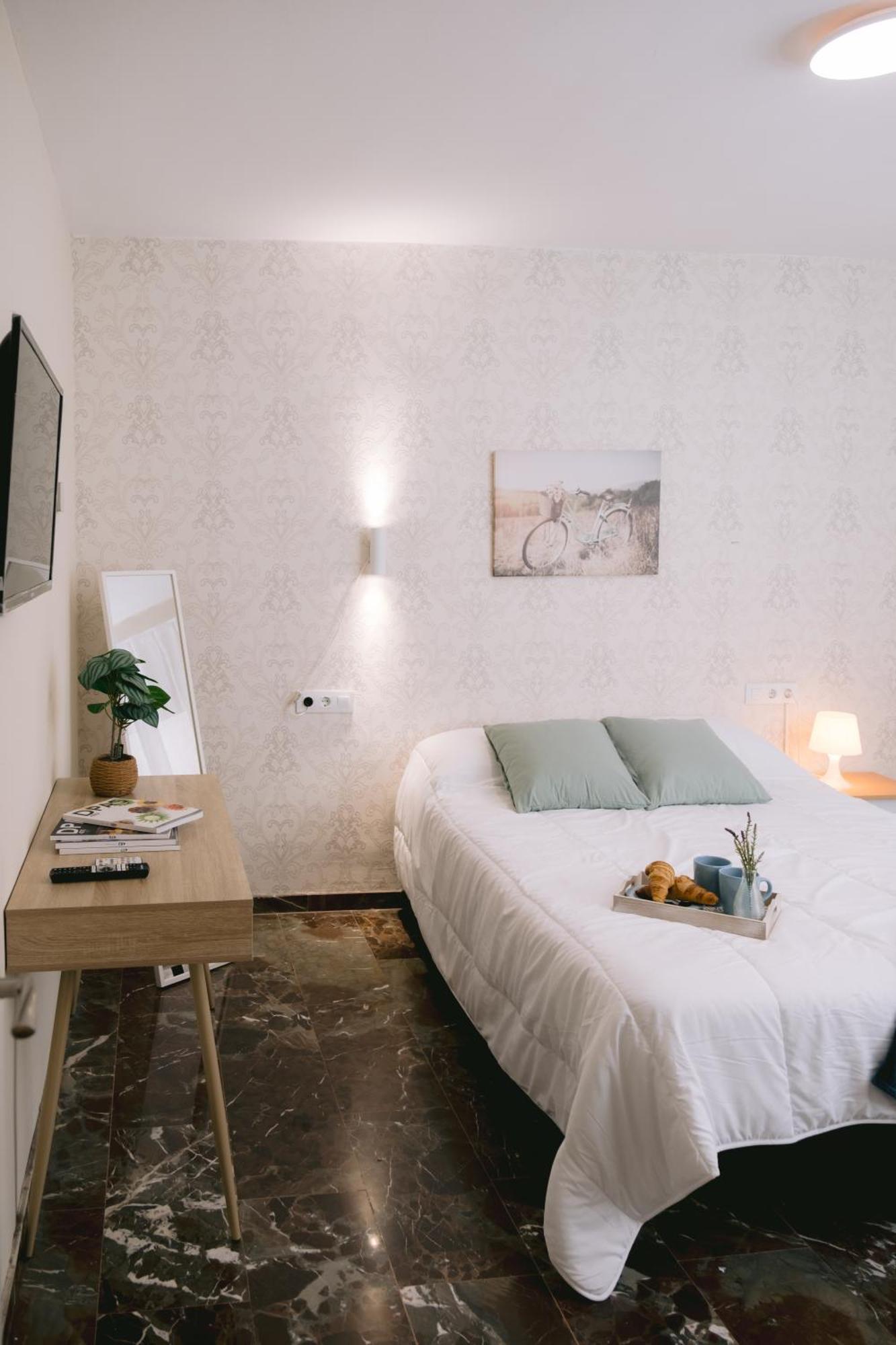 Piso Compartido Delyrent, Reja Hotel Jaen Luaran gambar